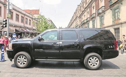 Le entregan auto blindado “La Bestia” sucio y sin batería