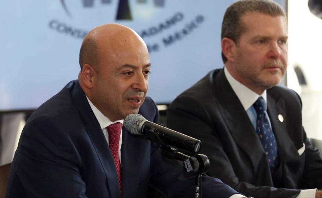 El funcionario encabezó la firma del convenio de colaboración entre la CNS y la Red Nacional de Consejos Ciudadanos. /Especial - CNS