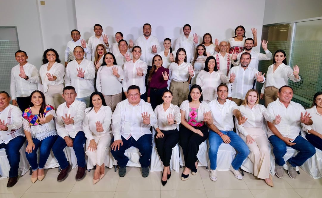Mara Lezama, gobernadora de Quintana Roo se reunió con los candidatos electos de Morena. Foto: Tomada de la cuenta de X de @MaraLezama