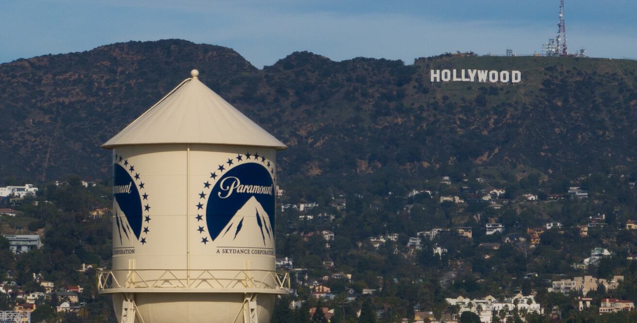 La torre de agua de Paramount Pictures, en Los Ángeles.
Foto: AP / Jae C. Hong