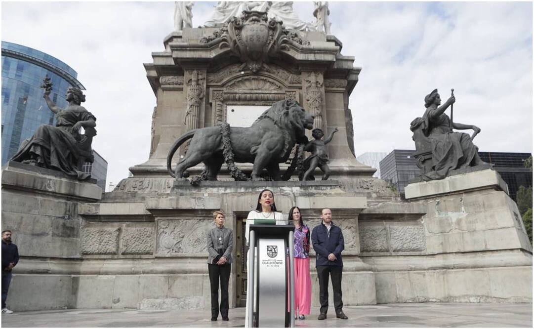 De izquierda a derecha está Beatriz Pagés, Sandra Cuevas, Lía Limón, Santiago Taboada. Foto: Gabriel Pano/ EL UNIVERSAL