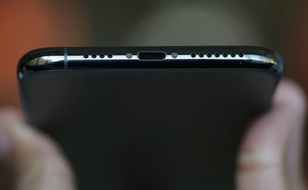 La UE vota a favor de elegir un estándar de cable de carga común