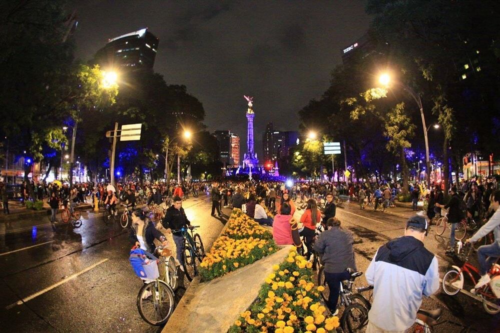 El Paseo nocturno en bicicleta 2019 comenzará en la primera sección del Bosque de Chapultepec / Foto: Semovi