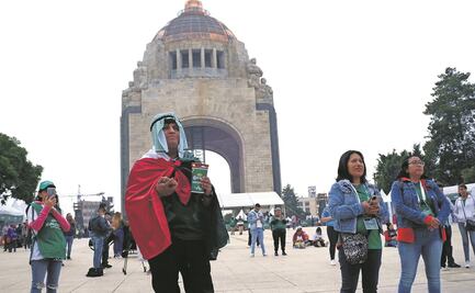 Madrugan con todo y frío por el Mundial