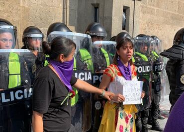 "Vine a representar a mis hermanas indígenas", dice en marcha feminista