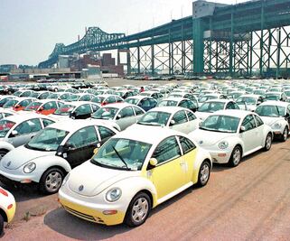 Inegi: se desacelera el ritmo de exportaciones en agosto