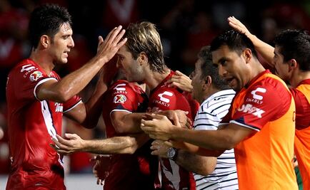Veracruz remonta y derrota a Puebla