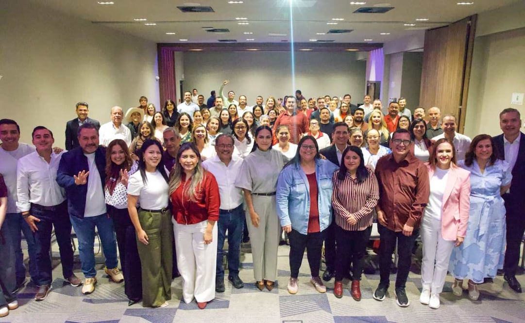 Reunión de la dirigente nacional de Morena, Ariadna Montiel, con morenistas en Nuevo León. Foto: X @CitlaHM