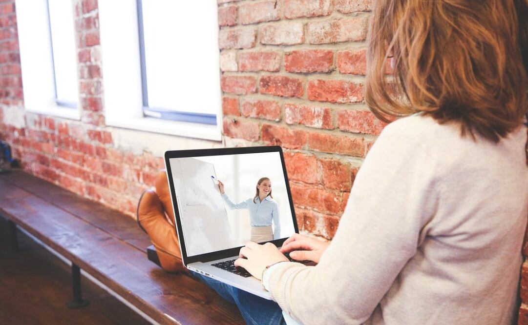 Aprende inglés en línea con los cursos puestos a disposición por el gobierno de Estados Unidos. Foto: Pixabay