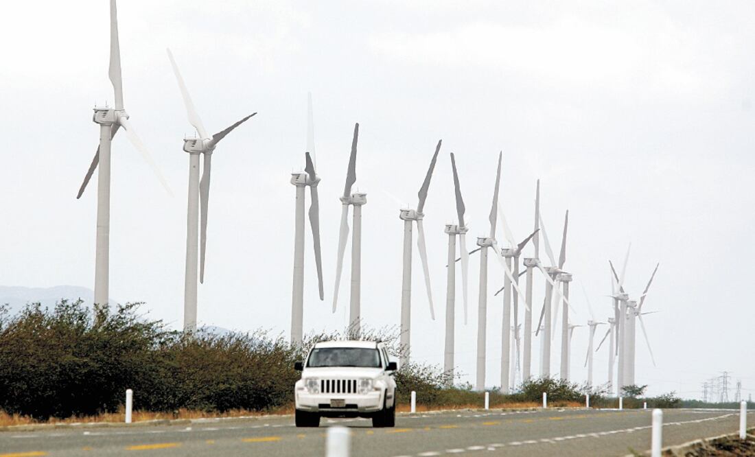 La energía eólica tiene una capacidad de generación de 2 mil 700 megawatts, destacó la UNEF (ARCHIVO EL UNIVERSAL)