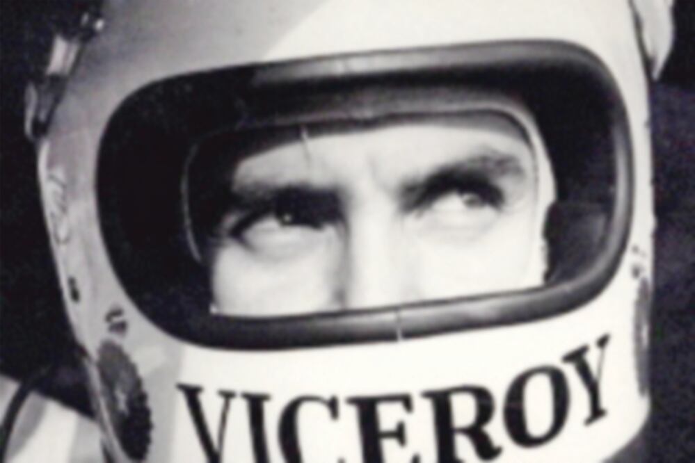 Eran los tiempos en los que lucía junto a otros grandes pilotos como Pedro Rodríguez y Moisés Solana (ESPECIAL. EL UNIVERSAL)