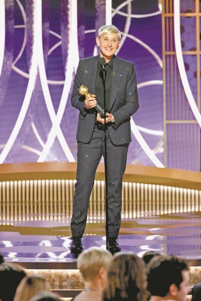 Entregan Globos de Oro entre sorpresas y mensajes con causa