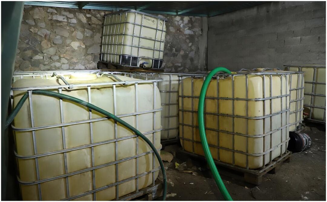 Este 1 de octubre de 2024, autoridades de Hidalgo decomisaron 35 mil litros de hidrocarburo robado además de drogas. Foto: Especial