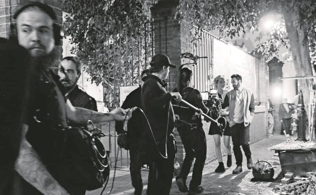 La historia relata el encuentro entre un hombre y una mujer que se conocen en Internet y deciden una cita. Foto: Cortesía.