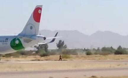 Hombre invade pista de aterrizaje y paraliza despegue de aviones en Hermosillo, Sonora