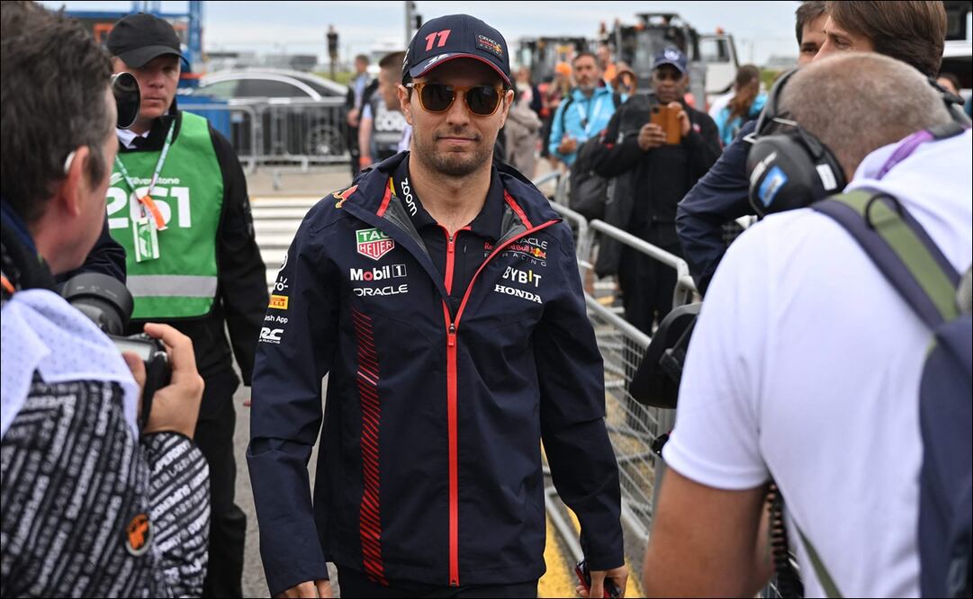 Checo Pérez en Silverstone - Foto: AFP