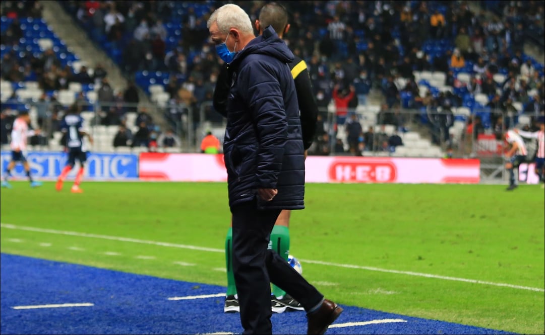 JAVIER AGUIRRE FUE DESPEDIDO LUEGO DE LA DERROTA DE RAYADOS ANTE SAN LUIS - FOTO: IMAGO7