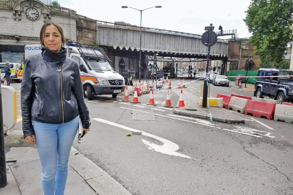 La mexicana Paola Feregrino, quien votó en Reino Unido por primera vez en 2005, dice que ahora se siente más obligada que nunca a ir a las urnas (INDER BUGARIN. EL UNIVERSAL)