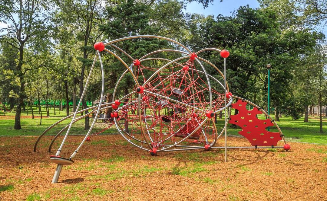 El Parque Infantil La Hormiga es el lugar ideal para pasar el rato en compañía de los más pequeños del hogar. Foto: Facebook Bosque de Chapultepec