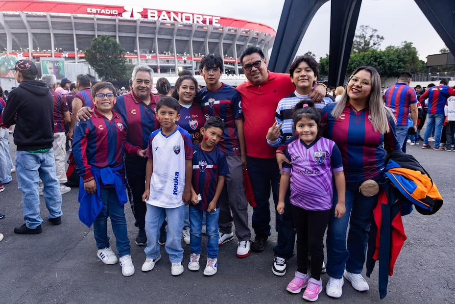 Atlante está de regreso y así lo vivió su afición en el Estadio Azteca - Foto: Hugo Salvador | EL UNIVERSAL