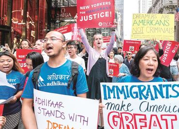 Trump pide a Corte Suprema que acelere demandas para cancelar DACA