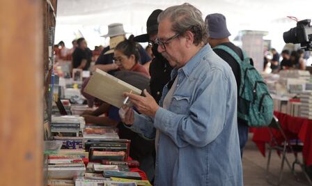 En plena veda electoral, Taibo II exalta programas del Fondo de Cultura Económica en la Ciudad de México