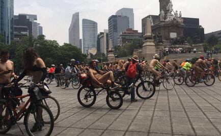 Mexico City takes part in The World Naked Bike Ride 