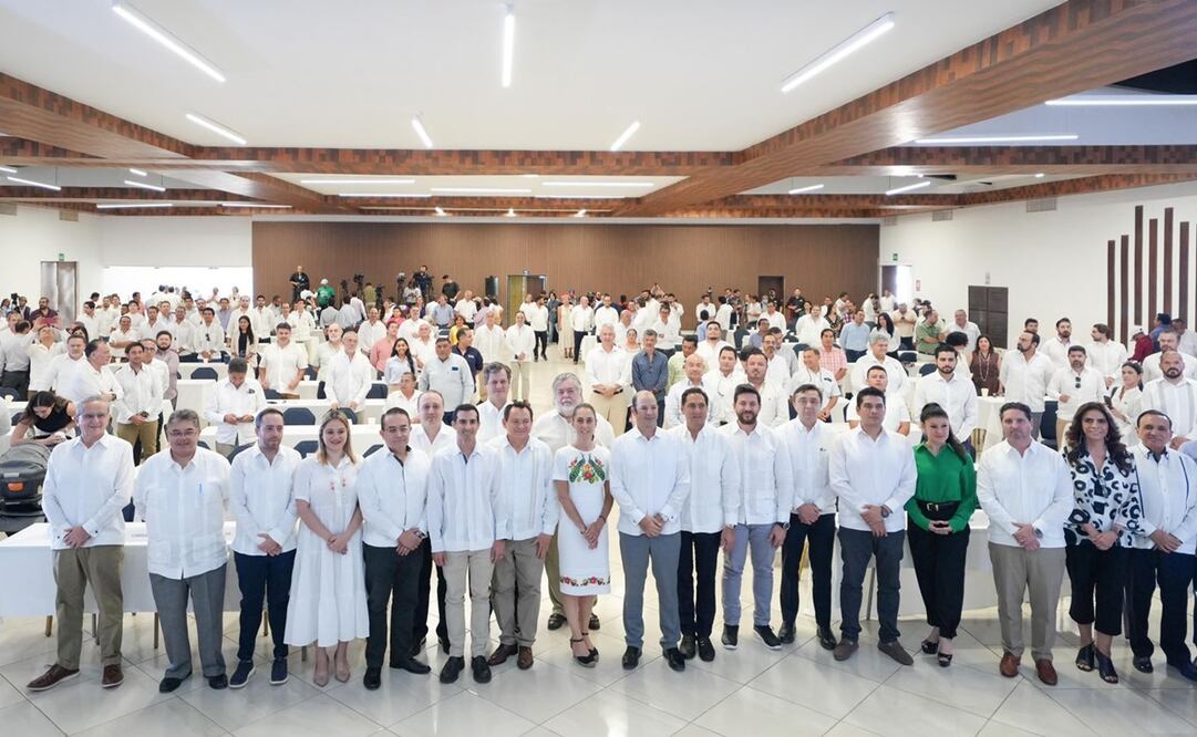 Claudia Sgeinbaum se reunió con miembros del Consejo Coordinador Empresarial en Yucatán. Foto Especial