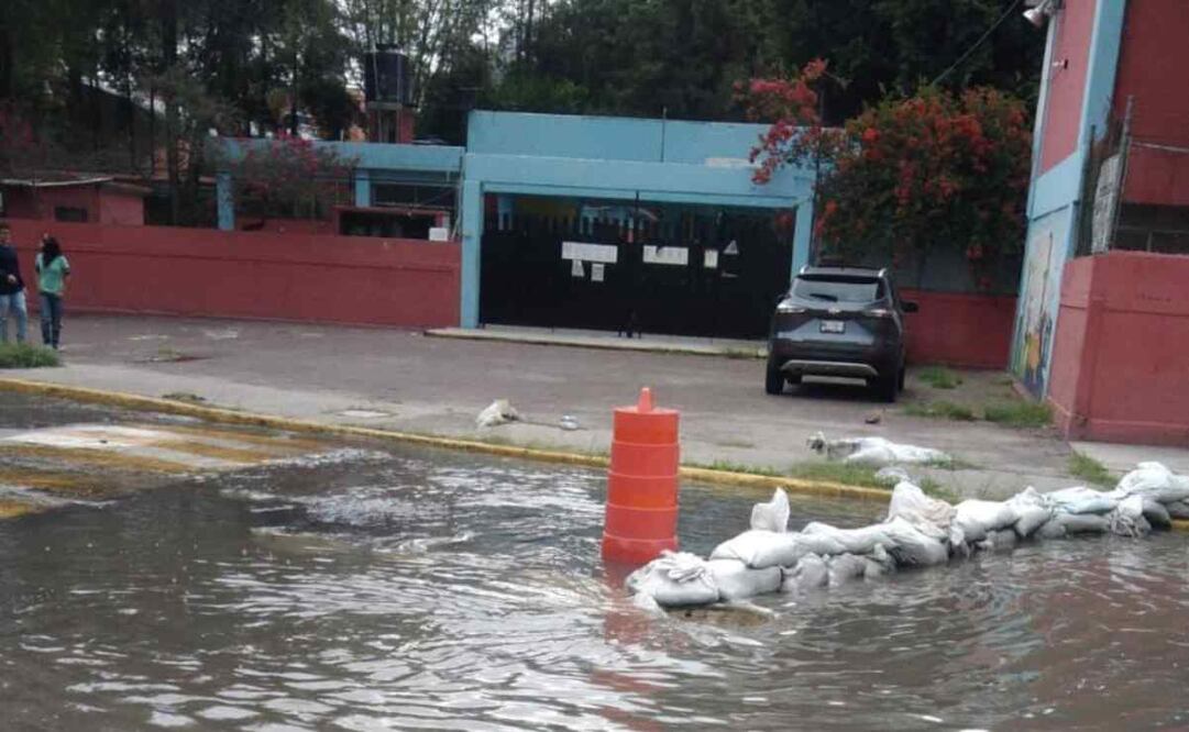 Continúa suspensión de clases en dos escuelas de Cuautitlán Izcalli por desfogue de presa El Ángulo. Foto: Especial