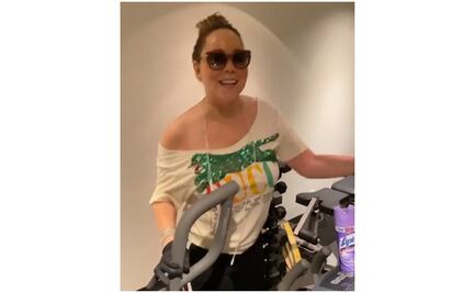 Recluida en su mansión por el coronavirus, Mariah Carey celebra 50 años