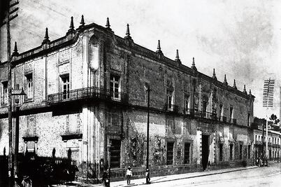 La Ciudad en el Tiempo. La historia del mítico Palacio Postal