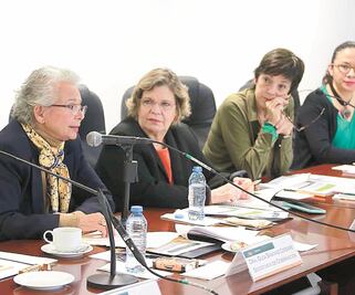 Buscan igualar leyes contra feminicidios