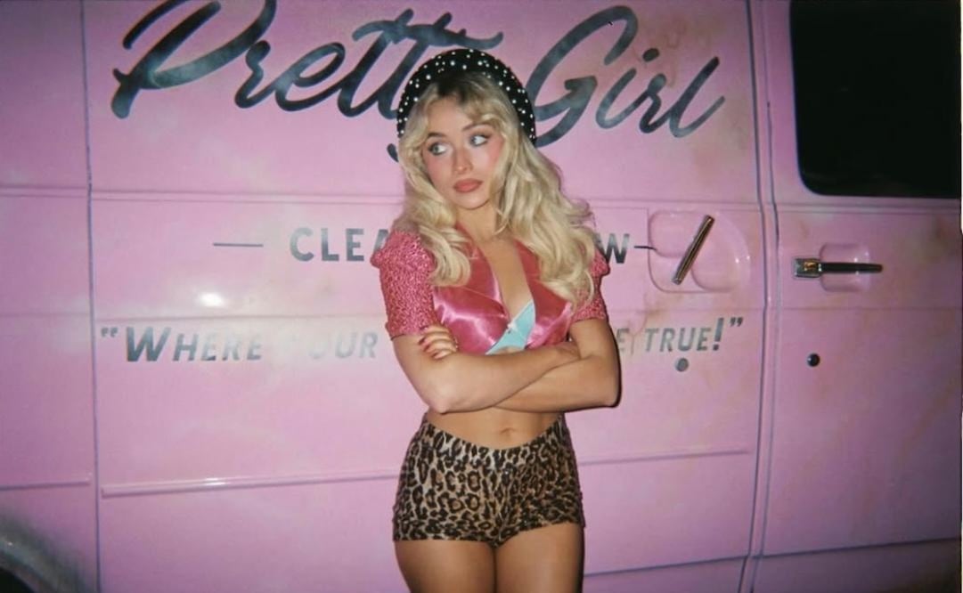 Sabrina Carpenter tuvo una participación estelar con cambios de escenarios en el Coachella 2026. Foto: Tomada de instagram @sabrinacarpenter