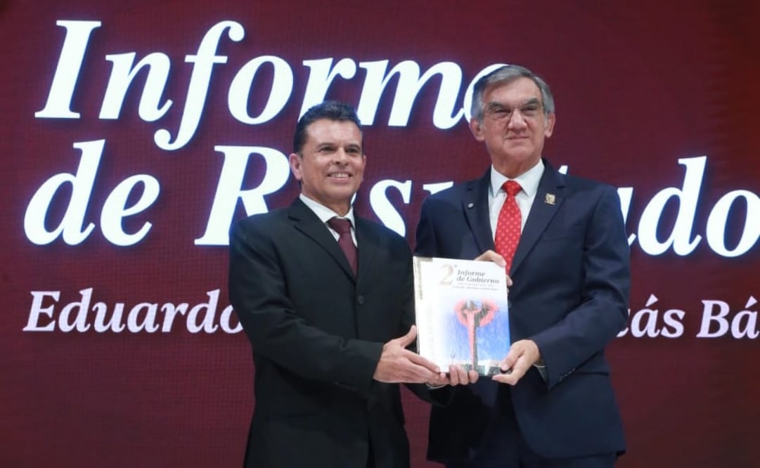 El presidente municipal de Ciudad Victoria, Eduardo Abraham Gattás Báez entregó su segundo informe en el teatro Amalia González Caballero
(12/09/26)
Foto: Especial.