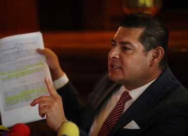 Mi lealtad está con Morena, dice Armenta tras designación de Barbosa para Puebla