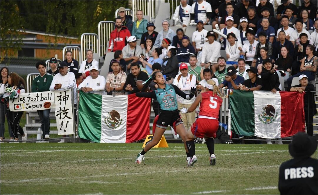 Diana Flores durante el Mundial de Flag Football / Foto: Especiales