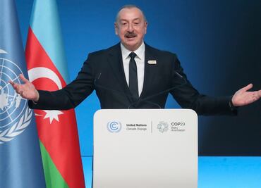 El petróleo y el gas son un “regalo de Dios”, clama el presidente de Azerbaiyán en la COP29; “la gente los necesita”, afirma