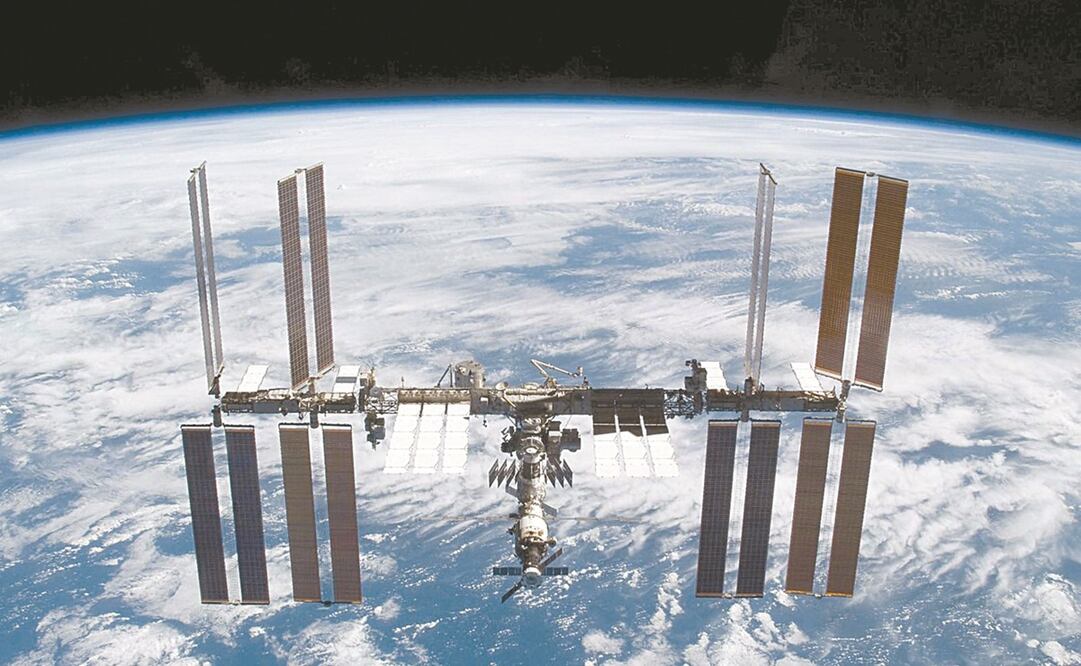 En 2010 la NAS tuvo que realizar una maniobra de emergencia para corregir la órbita del Estación Espacial Internacional para evitar una posible colisión de la plataforma con basura espacial. Foto: EFE/NASA, archivo