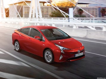 Profeco emite alerta por frenos de Toyota Prius