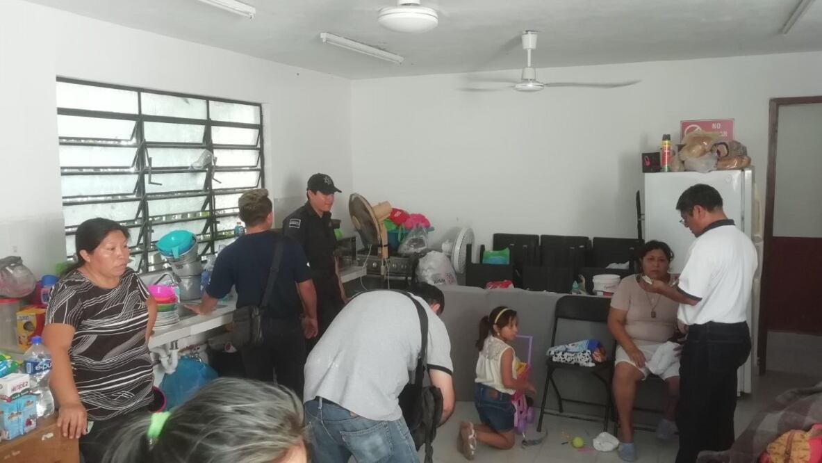 Foto: Especial / La familia de Kanasin, perdió su vivienda que se derrumbó por la explosión de pirotecnia almacenada en un predio contíguo