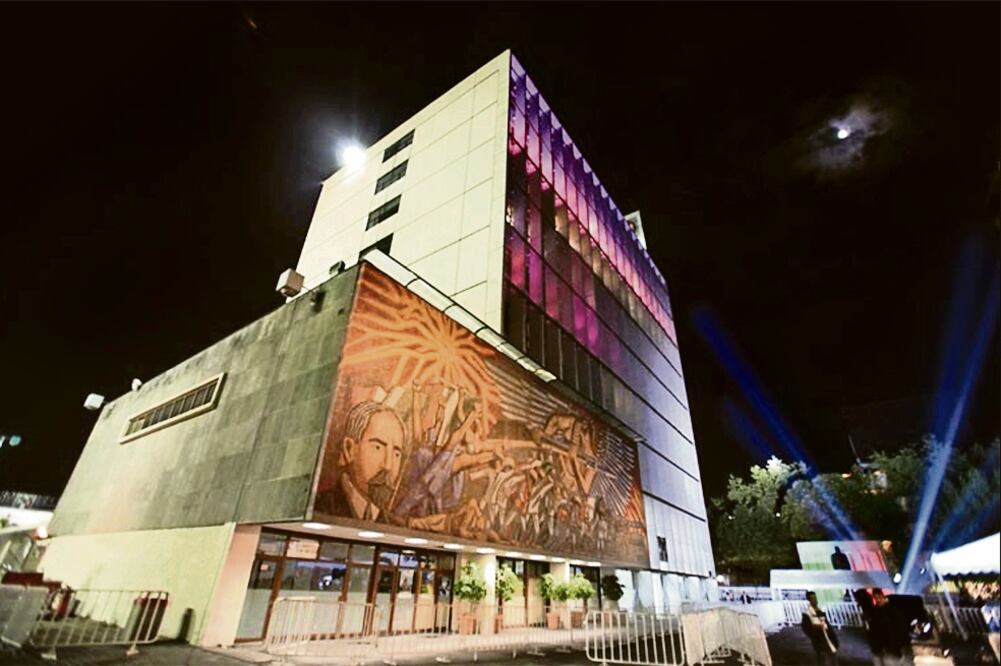 De acuerdo con la legalidad electoral, el partido tiene hasta el 21 de octubre próximo para dar a conocer al INE cuál será su método de selección de aspirantes a la Presidencia, al Senado y a diputados federales. (ARCHIVO EL UNIVERSAL)