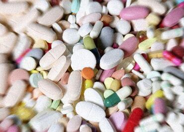 No guardes tus medicamentos en el baño o la cocina