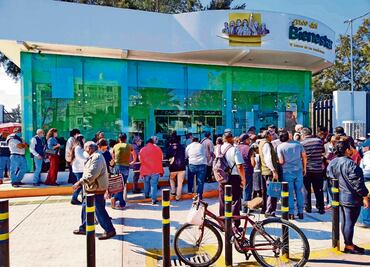 Intereses dan a la banca de desarrollo más ingresos