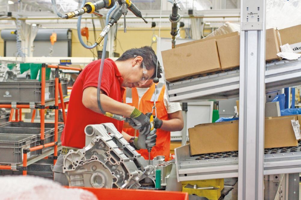 Legisladores estadounidenses afirman que debido a los bajos salarios, las inversiones en Norteamérica se concentran en México. (ARCHIVO EL UNIVERSAL)