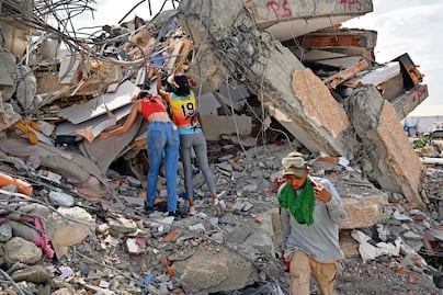 Se eleva a 2 mil 595 la cifra de muertos por el doble terremoto en Venezuela; hay 12 mil 400 heridos