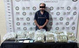 Decomisan 700 kilos de marihuana en camión en Coahuila; detienen al conductor