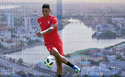 Paolo Guerrero lidera a Perú contra Francia; Renato Tapia no juega