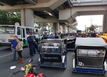 Detienen a tres durante operativo contra mototaxis en Tláhuac