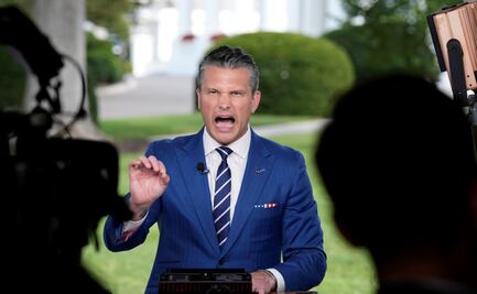 Jefe del Pentágono repostea video de pastores diciendo que las mujeres ya no deberían votar; es "muy perturbador", consideran usuarios