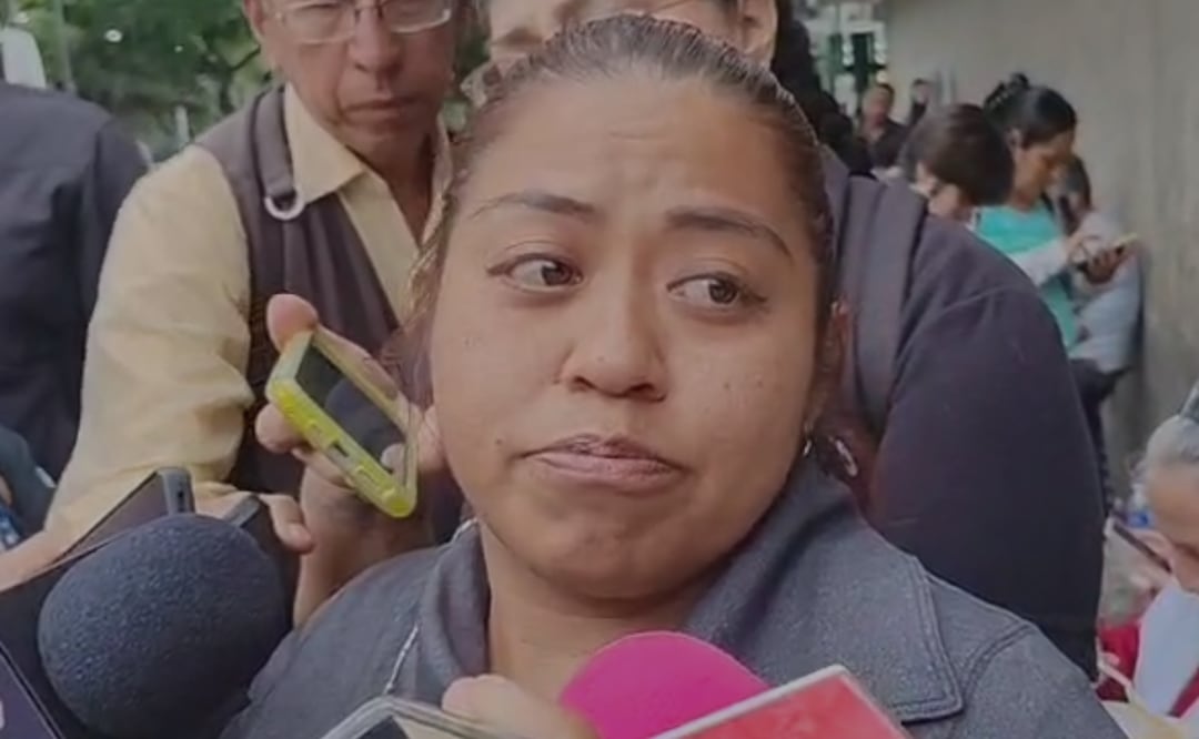 Nitzia Díaz, hermana de Abril Díaz Castañeda, víctima de quemaduras tras explosión de pipa en Iztapalapa, CDMX (11/09/2025). Foto: Otilia Carvajal / EL UNIVERSAL